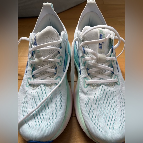 NEW Brooks Women’s Glycerin GTS 22 Running Shoes - Picture 8 of 13